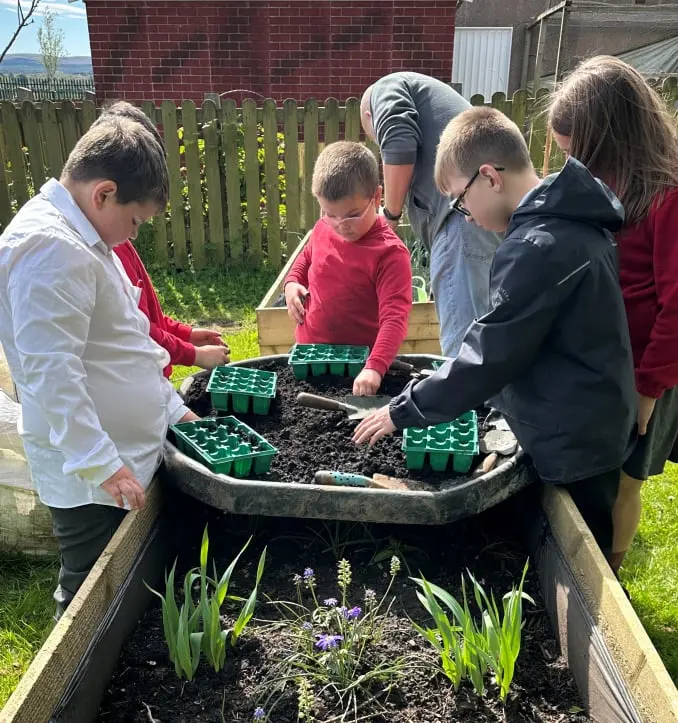 forest-school-at-dial-park